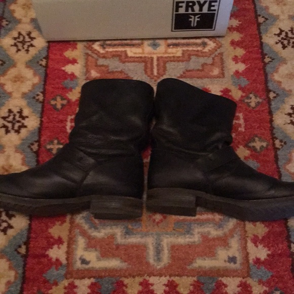 Frye Veronica shortie black - Picture 5 of 8